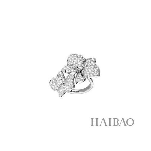 孙俪佩戴卡地亚钻石珠宝亮相《芈月传》发布会，尽显优雅风范